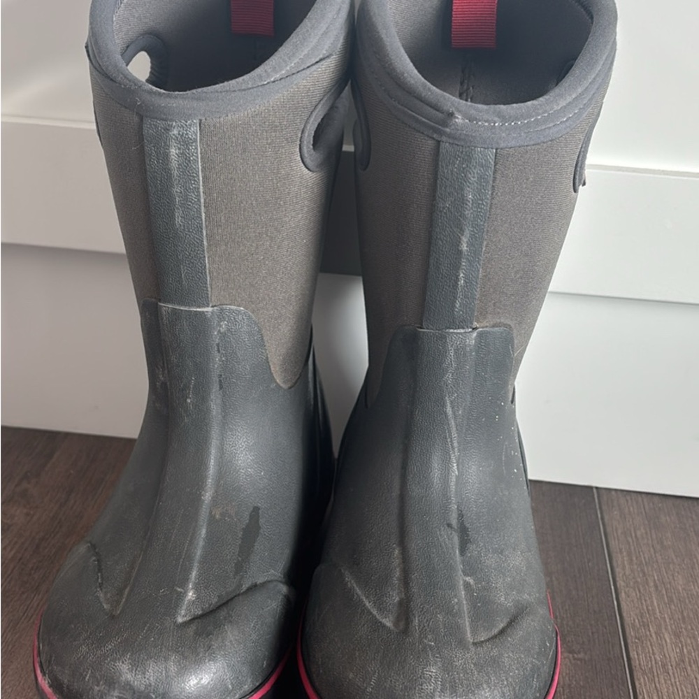 Grey Bog Boots (-30)